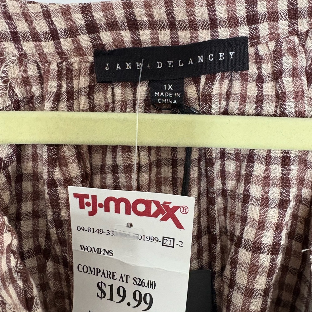 Jane and Delancey Brown Checkered Blouse - Picture 3 of 3